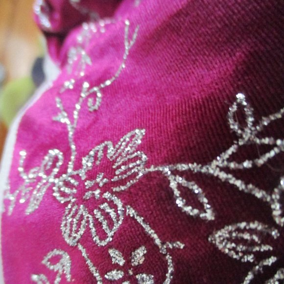 Purple Velour w/ Silver Design Party Dress 1X - Picture 11 of 12